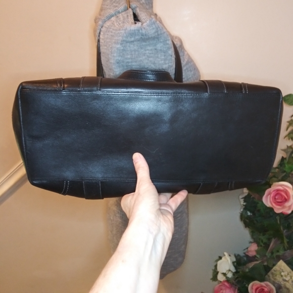 EUC Coach Black Leather Laptop Tote Purse - Picture 6 of 15